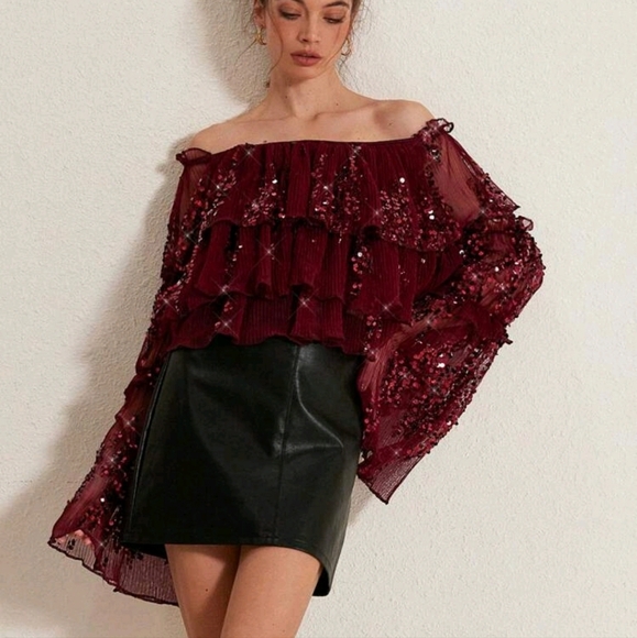 Party Luxury Women Blouse With Layered Pleated Pearl & Sequin Decorated - Picture 2 of 4